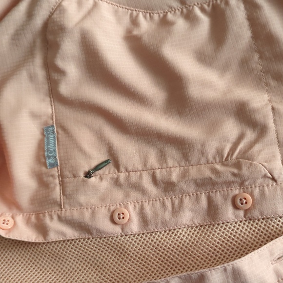 Columbia button down medium - Picture 2 of 3